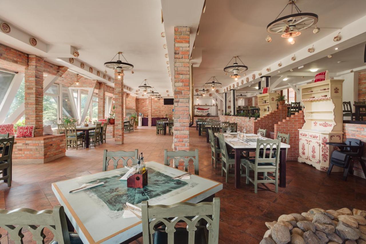 Han Paprika Tureni Exterior photo