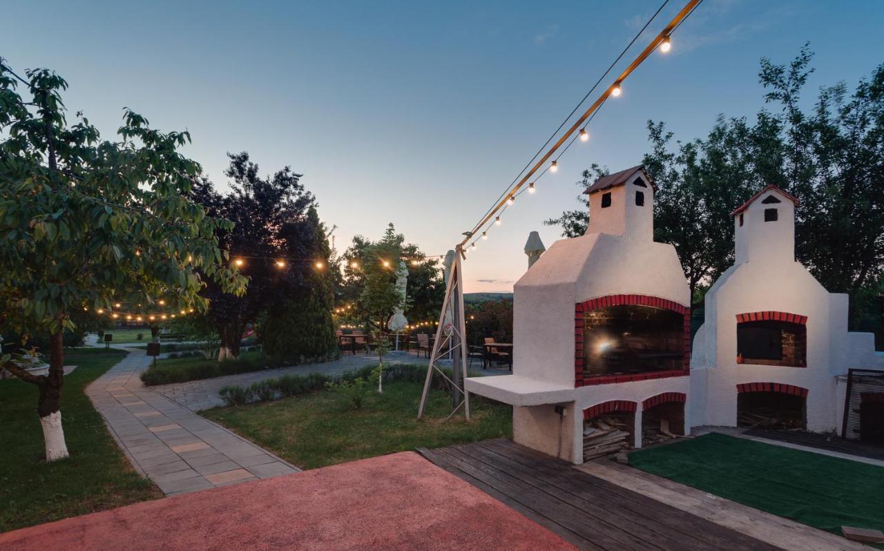 Han Paprika Tureni Exterior photo
